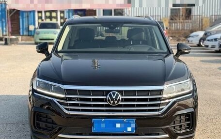 Volkswagen Touareg III, 2021 год, 4 149 000 рублей, 2 фотография