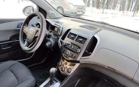 Chevrolet Aveo III, 2012 год, 895 000 рублей, 9 фотография