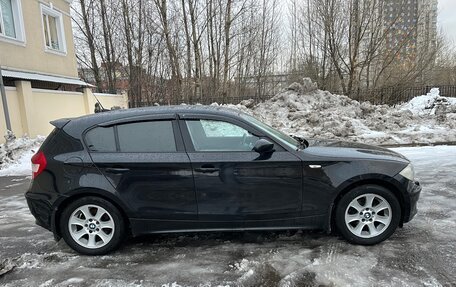 BMW 1 серия, 2006 год, 630 000 рублей, 2 фотография