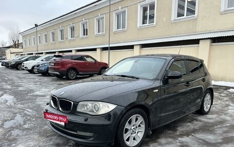 BMW 1 серия, 2006 год, 630 000 рублей, 7 фотография