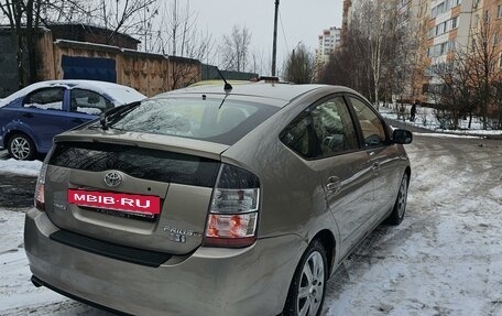 Toyota Prius, 2007 год, 860 000 рублей, 4 фотография