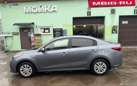 KIA Rio IV, 2018 год, 1 250 000 рублей, 3 фотография