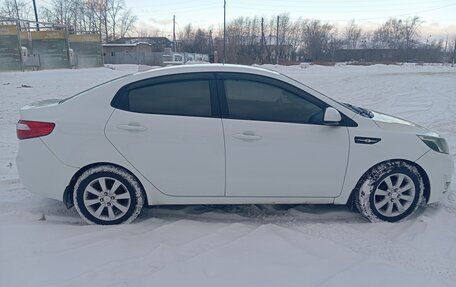 KIA Rio III рестайлинг, 2014 год, 1 100 000 рублей, 2 фотография