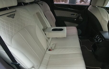 Bentley Bentayga I, 2018 год, 14 990 000 рублей, 7 фотография