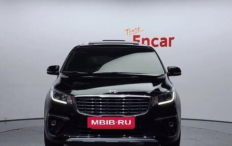 KIA Carnival III, 2021 год, 2 490 000 рублей, 2 фотография