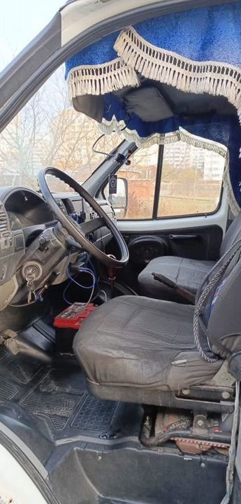 ГАЗ ГАЗель 3302, 2006 год, 890 000 рублей, 13 фотография