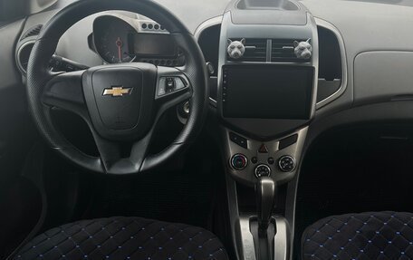 Chevrolet Aveo III, 2014 год, 950 000 рублей, 2 фотография