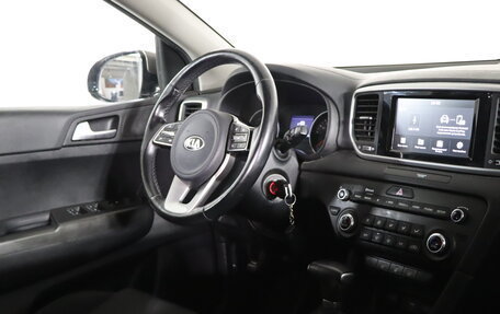 KIA Sportage IV рестайлинг, 2019 год, 2 379 990 рублей, 12 фотография