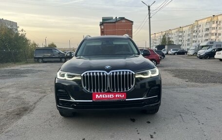 BMW X7, 2019 год, 7 850 000 рублей, 2 фотография