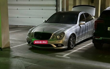 Mercedes-Benz E-Класс AMG, 2003 год, 2 750 000 рублей, 3 фотография