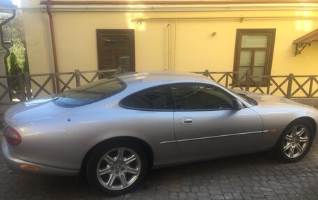 Jaguar XK II рестайлинг 2, 2000 год, 3 200 000 рублей, 3 фотография