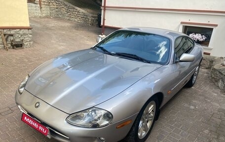 Jaguar XK II рестайлинг 2, 2000 год, 3 200 000 рублей, 6 фотография