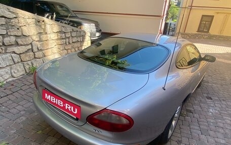 Jaguar XK II рестайлинг 2, 2000 год, 3 200 000 рублей, 13 фотография