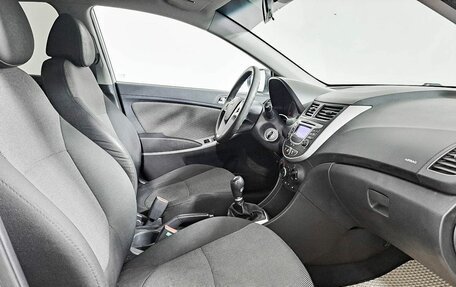 Hyundai Solaris II рестайлинг, 2013 год, 599 000 рублей, 11 фотография