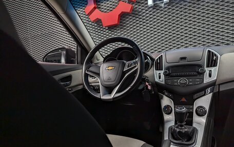 Chevrolet Cruze II, 2013 год, 820 000 рублей, 32 фотография