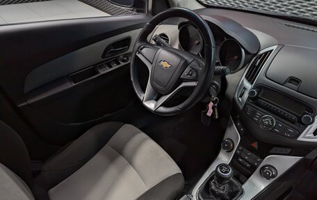 Chevrolet Cruze II, 2013 год, 820 000 рублей, 31 фотография