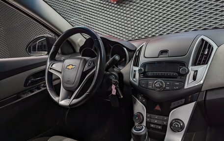 Chevrolet Cruze II, 2013 год, 820 000 рублей, 30 фотография