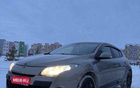 Renault Megane III, 2011 год, 820 000 рублей, 2 фотография