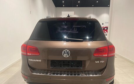 Volkswagen Touareg III, 2010 год, 2 100 000 рублей, 4 фотография