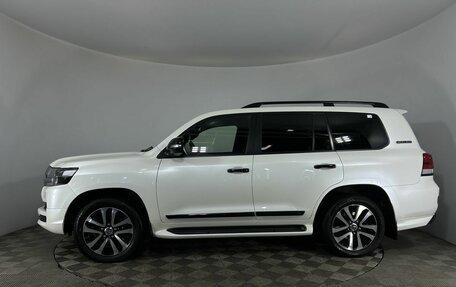 Toyota Land Cruiser 200, 2018 год, 6 900 000 рублей, 5 фотография