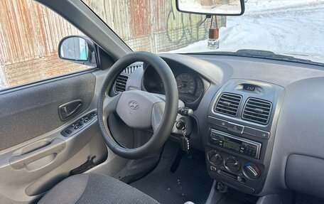 Hyundai Accent II, 2005 год, 350 000 рублей, 6 фотография