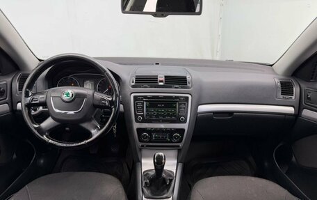 Skoda Octavia, 2012 год, 840 000 рублей, 13 фотография