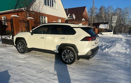 Toyota RAV4, 2019 год, 3 500 000 рублей, 6 фотография