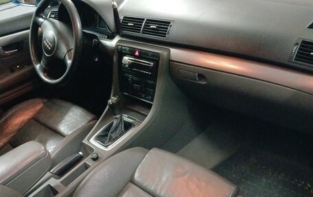 Audi A4, 2004 год, 670 000 рублей, 3 фотография