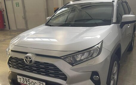 Toyota RAV4, 2020 год, 3 359 000 рублей, 1 фотография