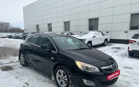 Opel Astra J, 2012 год, 715 000 рублей, 2 фотография