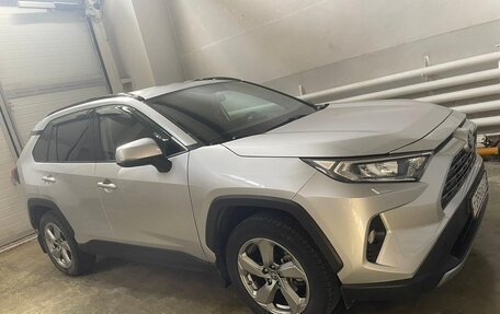 Toyota RAV4, 2020 год, 3 359 000 рублей, 7 фотография