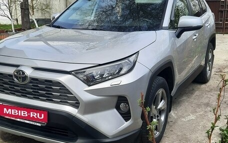 Toyota RAV4, 2020 год, 3 359 000 рублей, 16 фотография