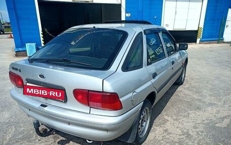 Ford Escort V, 1993 год, 200 000 рублей, 5 фотография