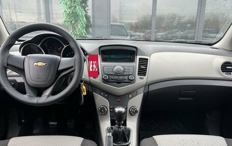 Chevrolet Cruze II, 2012 год, 909 000 рублей, 8 фотография