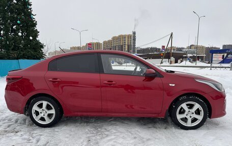 KIA Rio IV, 2017 год, 1 250 000 рублей, 4 фотография