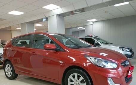 Hyundai Solaris II рестайлинг, 2013 год, 845 000 рублей, 1 фотография