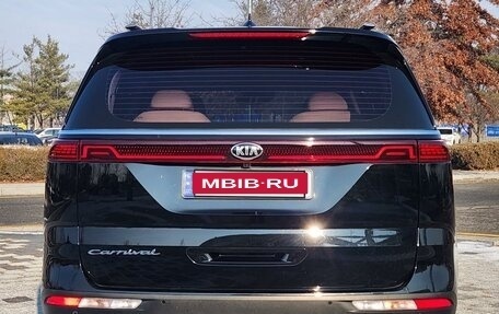 KIA Carnival, 2021 год, 3 590 000 рублей, 4 фотография