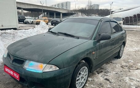 Mitsubishi Carisma I, 1998 год, 300 000 рублей, 1 фотография