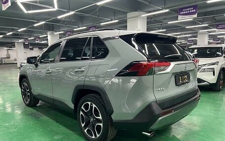 Toyota RAV4, 2021 год, 3 390 000 рублей, 4 фотография