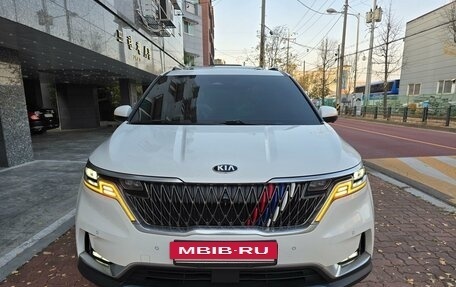 KIA Carnival, 2021 год, 3 650 000 рублей, 2 фотография