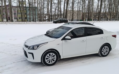 KIA Rio IV, 2019 год, 1 700 000 рублей, 3 фотография