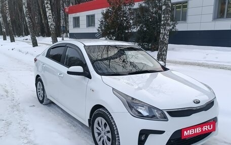 KIA Rio IV, 2019 год, 1 700 000 рублей, 2 фотография