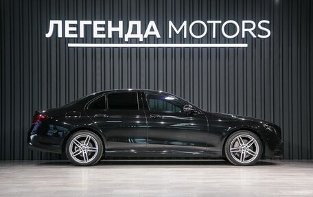 Mercedes-Benz E-Класс, 2019 год, 3 590 000 рублей, 3 фотография