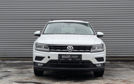 Volkswagen Tiguan II, 2020 год, 2 650 000 рублей, 2 фотография