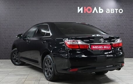 Toyota Camry, 2015 год, 1 820 000 рублей, 6 фотография