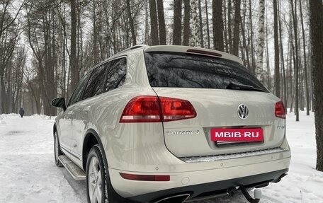 Volkswagen Touareg III, 2011 год, 2 099 000 рублей, 7 фотография