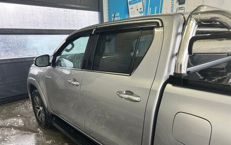 Toyota Hilux VIII, 2019 год, 3 500 000 рублей, 7 фотография