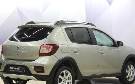 Renault Sandero II рестайлинг, 2015 год, 847 000 рублей, 11 фотография