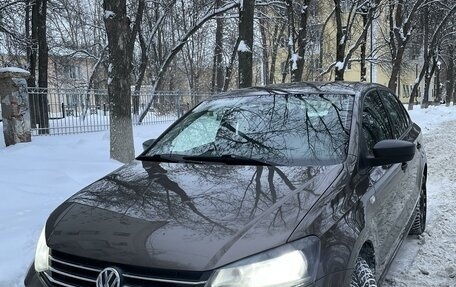 Volkswagen Polo VI (EU Market), 2016 год, 1 025 000 рублей, 1 фотография