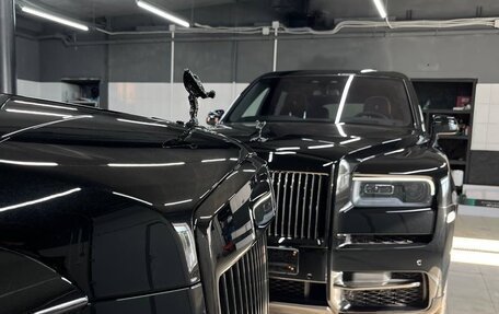 Rolls-Royce Cullinan, 2024 год, 84 900 000 рублей, 19 фотография